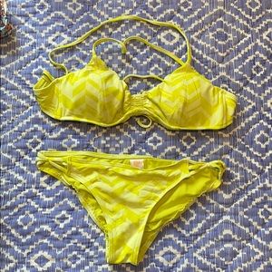 Billabong swim top and bottom